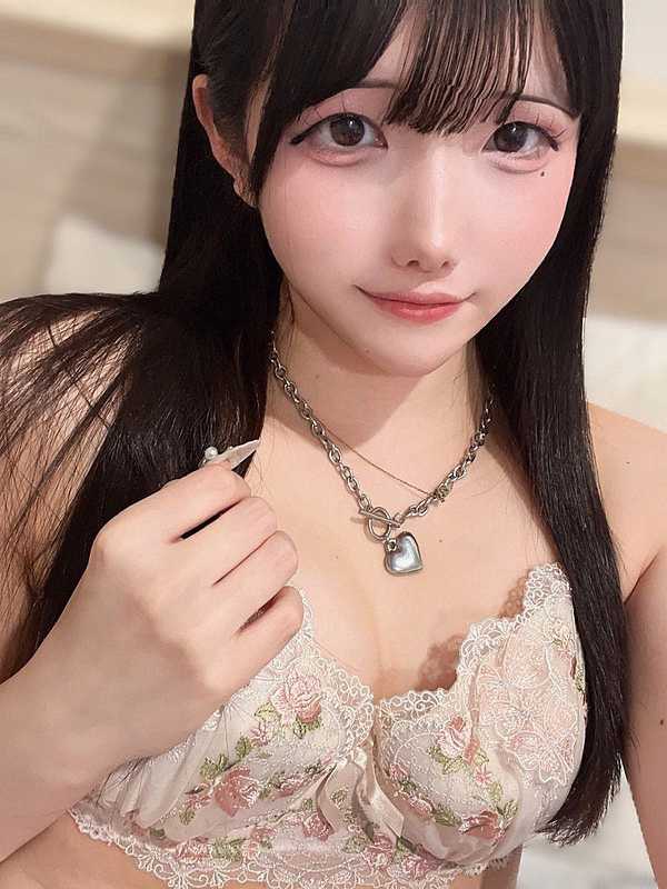斉藤ちゅりの画像