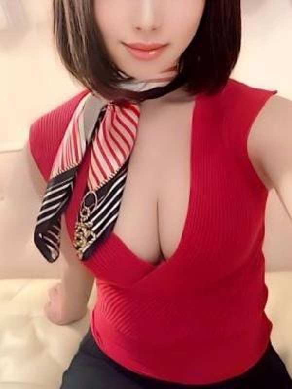 仲見しおりの画像