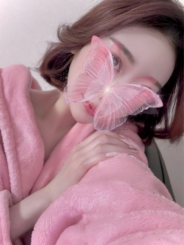 白花 かれんの画像