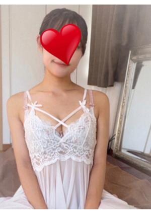 橋本かえでの画像