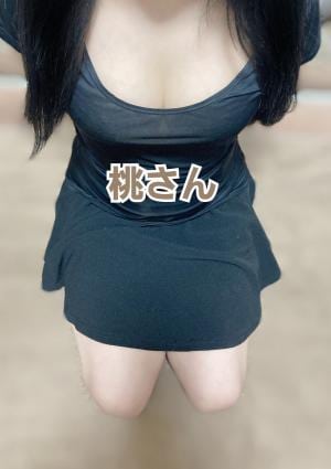 新人桃さんの画像