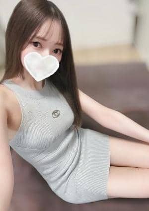 星乃なぎさの画像