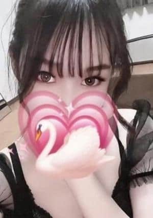 日南りくの画像