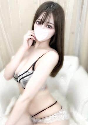 三上ゆあの画像