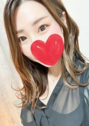 新庄れなの画像