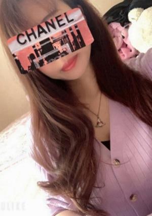 友坂ゆうりの画像