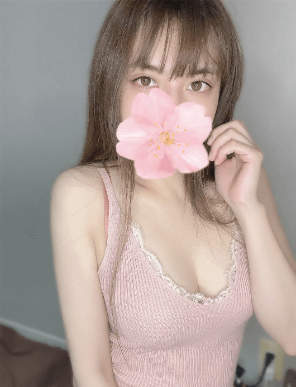 逢沢いちかの画像