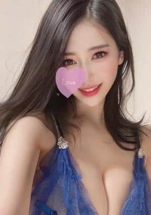 藤井菜々香の画像