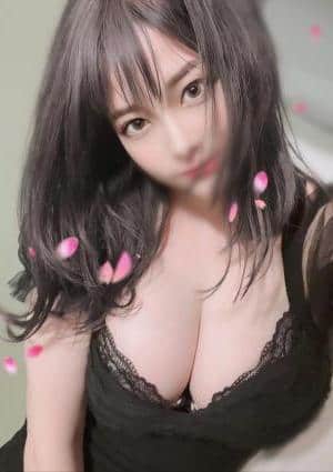 叶ゆりあの画像