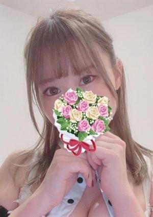 新納ゆりの画像