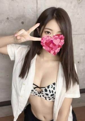 新人るなの画像