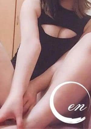 華園さおりの画像