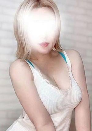 倉本えまの画像