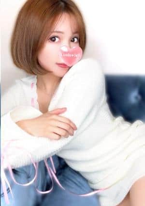 鈴木かれんの画像