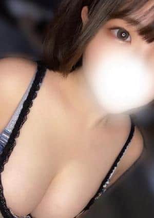 白咲えむの画像