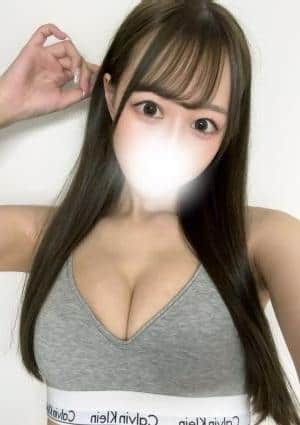 新山あかりの画像