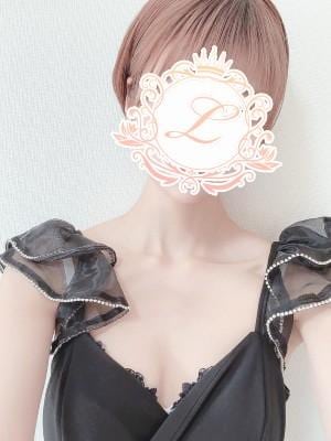 白咲もかの画像