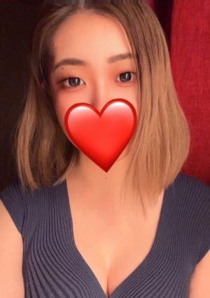 成瀬さりなの画像