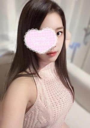 篠原あいりの画像