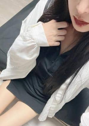 黒木みなみの画像