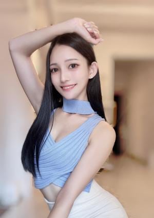 芹沢セリーヌの画像