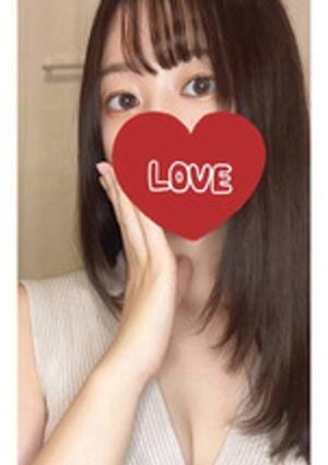 小鳥遊はるの画像