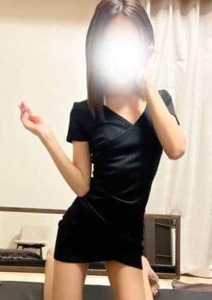 新人かれんの画像