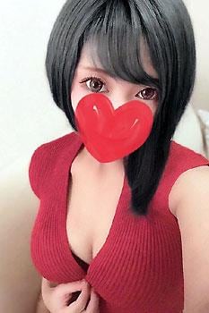 石塚茉莉の画像