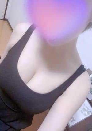 鈴香るいの画像