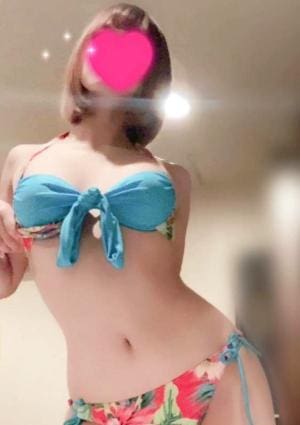 朝比奈まいの画像