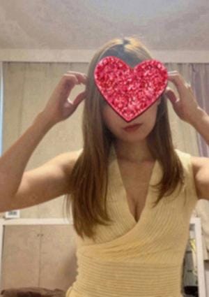 芹澤れいらの画像