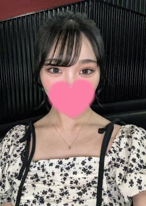 りり【17日初✨】の画像