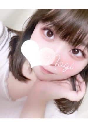 岩倉なぎの画像