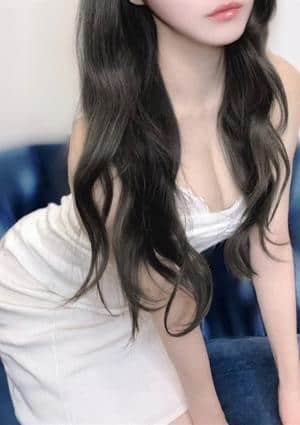 鈴原ふうかの画像