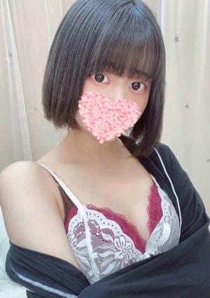 小鳥遊すももの画像