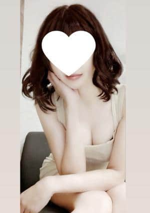 星乃るるの画像