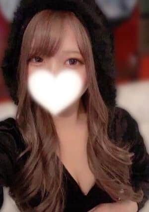 椎名かれんの画像